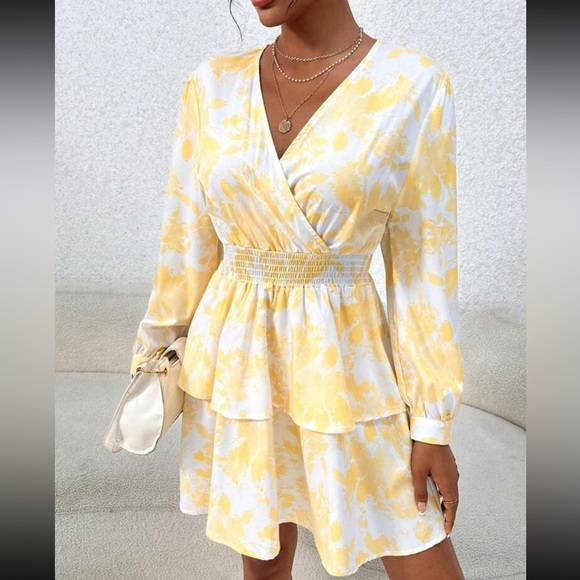 Boho floral print t shirred waist dress - Picture 4 of 13